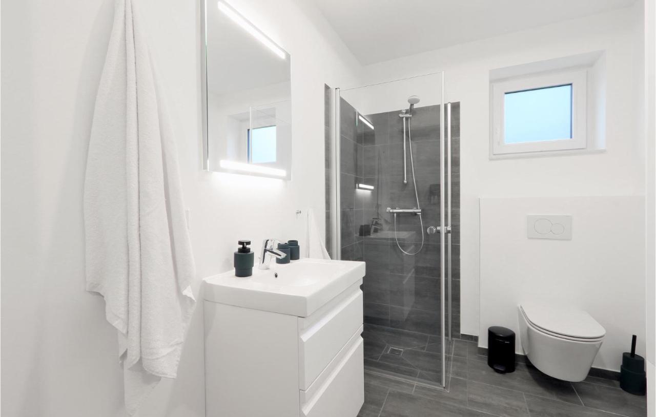 Beach Front Apartment In Lembruch-Duemmer See Dış mekan fotoğraf